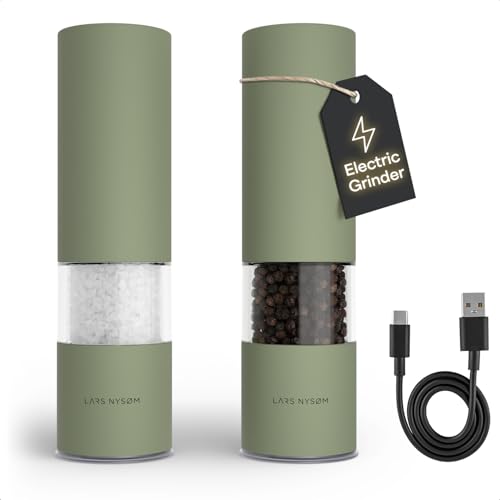 LARS NYSØM Moulin à Sel et Poivre Électrique | Moulins Automatiques en Acier Inoxydable avec Broyeur Céramique Réglable | Set de Moulins à Épices Rechargeables USB avec Lumière LED (Sage Green)