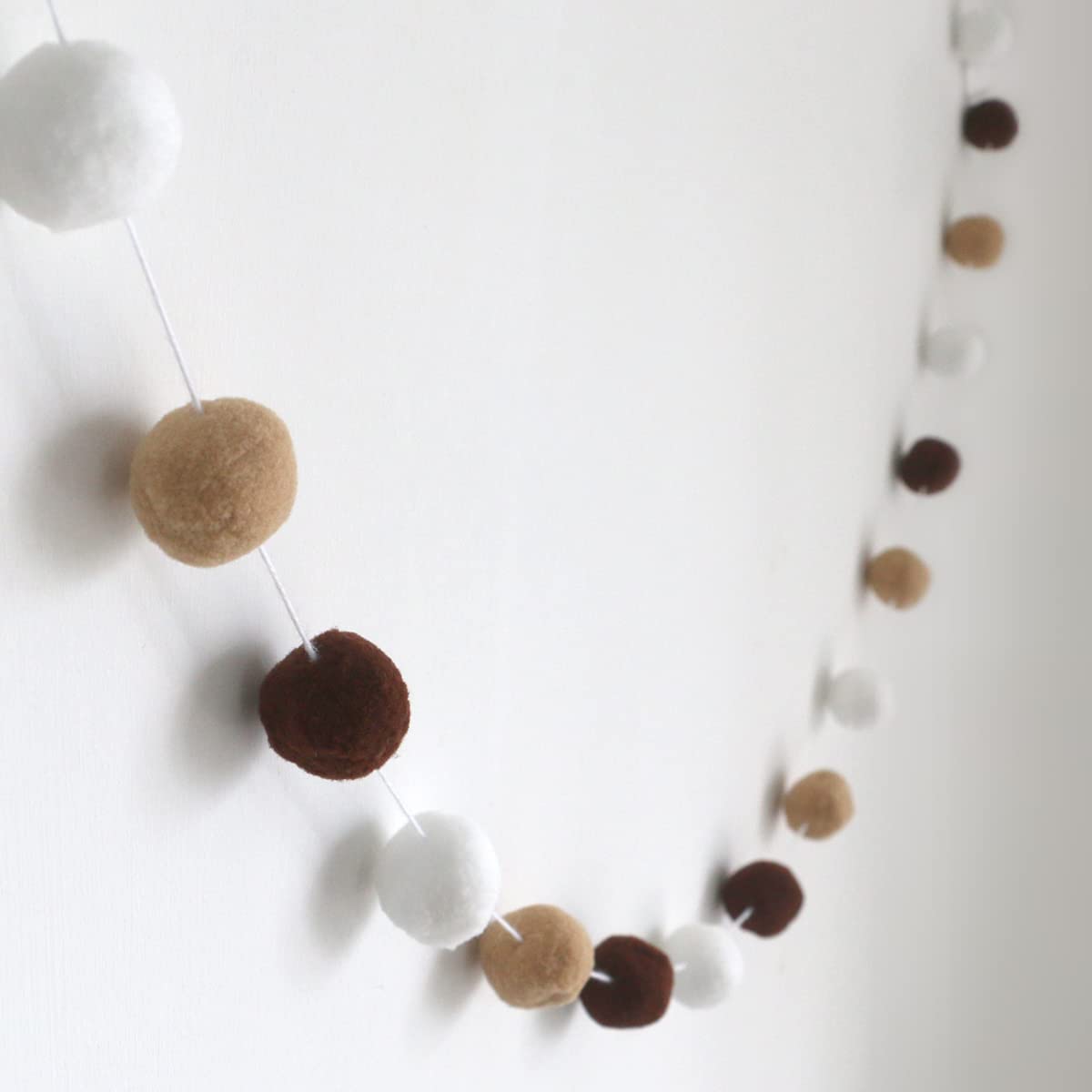 Bining Felt Ball 30mm 30 Balls Christmas Tassel Garland Pom Pom Ball String Ba 78in(2M) (Coffee Bear Party 3 cm /30 Ball Garland)