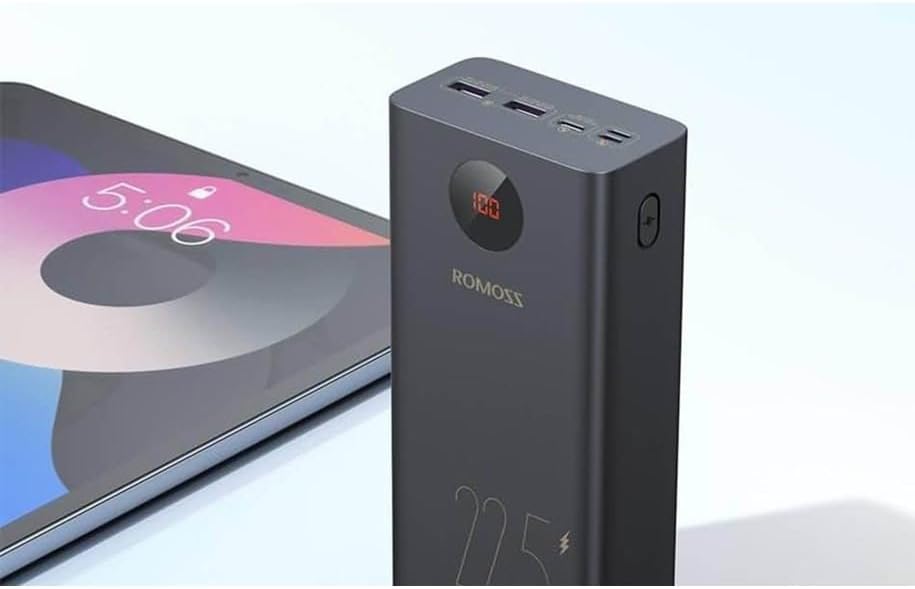 بالا view of Romoss PEA40PF Powerbank showing multiple USB-A and USB-C ports.