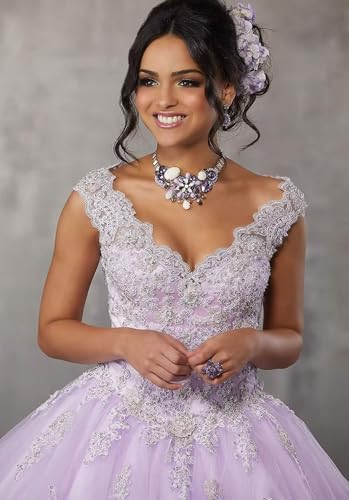 Laces Tulle Quinceanera Dress Appliques Beaded Sequins V-Neck Ball Gown Prom Dresses ZS083