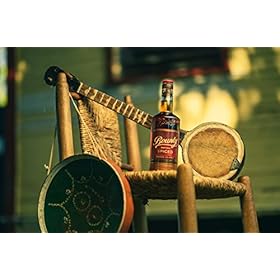 Bounty Rum Spiced: Miniature | Rum with natural flavours | Distilled, blended and bottled in Saint-Lucia | 40% alcohol 5cl | Perfect base for Long Drink – Bounty Rum