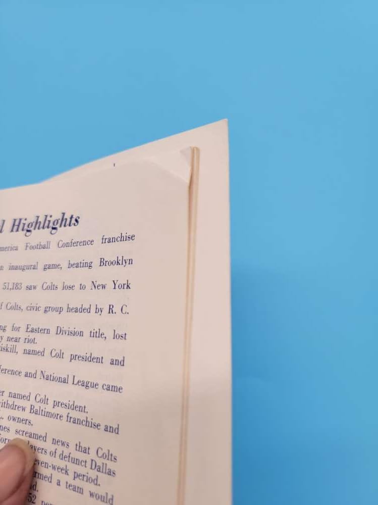 BALTIMORE COLTS FOOTBALL MEDIA GUIDE 1957 EX JOHNNY UNITAS