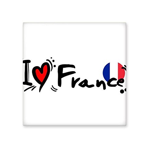 Carreau céramique J'aime la France contre les murs blancs et ternes