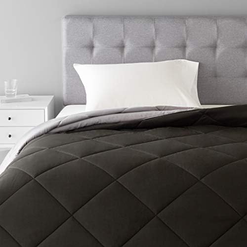 Amazon Basics Reversible, Lightweight Microfiber Comforter Blanket - Twin/Twin XL, Black/Gray