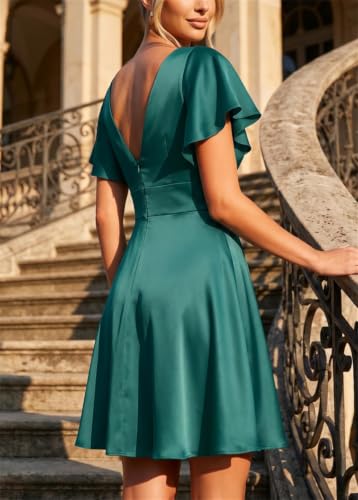 Robe de bal courte en satin brillant rose avec manches protectrices
