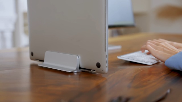 Amazon.co.jp: OMOTON ノートパソコンスタンド 縦置き、アルミニウム