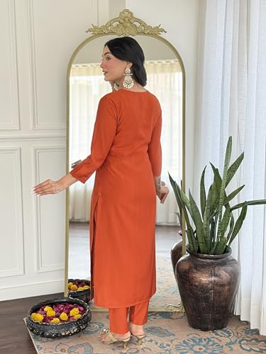 Image of Alvami Women's Silk Solid Regular Kurta Set