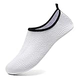 YALOX Water Shoes Women's Men's Outdoor Beach Swimming Aqua Socks Quick-Dry Barefoot Shoes Surfing Yoga Pool Exercise(Geometric white-42/43)