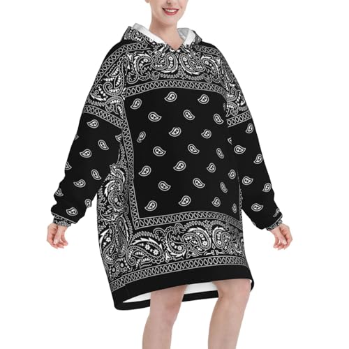Finis les frissons avec ce pull-couverture oversize en flanelle noire - 2