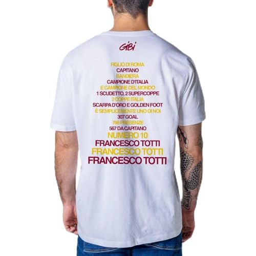 🖨️ STAMPA CURATA E STILE ESSENZIALE: Ottima anche come t shirt personalizzata uomo con scritta: design tipografico pulito e intenso, pensato per durare e per essere indossato stagione dopo stagione.