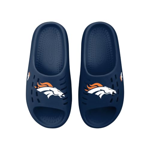 Image of FOCO Men's NFL Team Big Logo Molded Chunky Slide Sandals | Casual Sandals