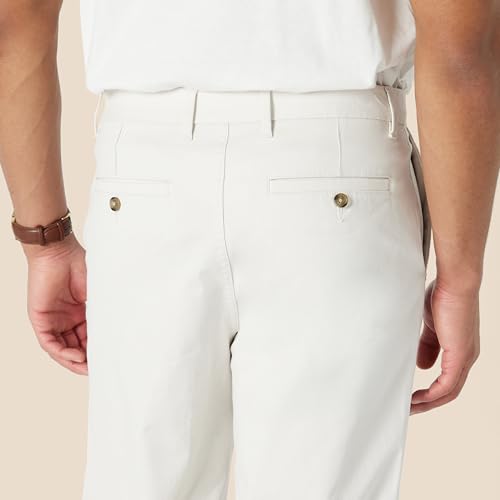 Amazon Essentials Men's Relaxed-Fit Cotton Chino Pant4