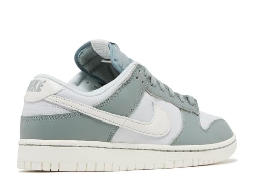 Image of Nike Men's Dunk Low Sneaker