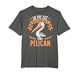 La vie est meilleure avec un pélican. Les pélicans sont des animaux mignons pour les enfants. Pour chaque enfant et bébé qui aime les pélicans. Pour les amis qui préféreraient être un pélican plutôt qu’un humain.