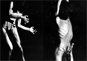 土方巽の舞踏世界: 中谷忠雄写真集 | 中谷 忠男 |本 | 通販 | Amazon