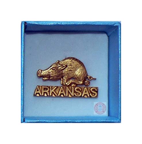ARKANSAS RAZORBACKS FOOTBALL BASKETBALL TUSK GOLD METAL 1 INCH HAT JERSEY PIN