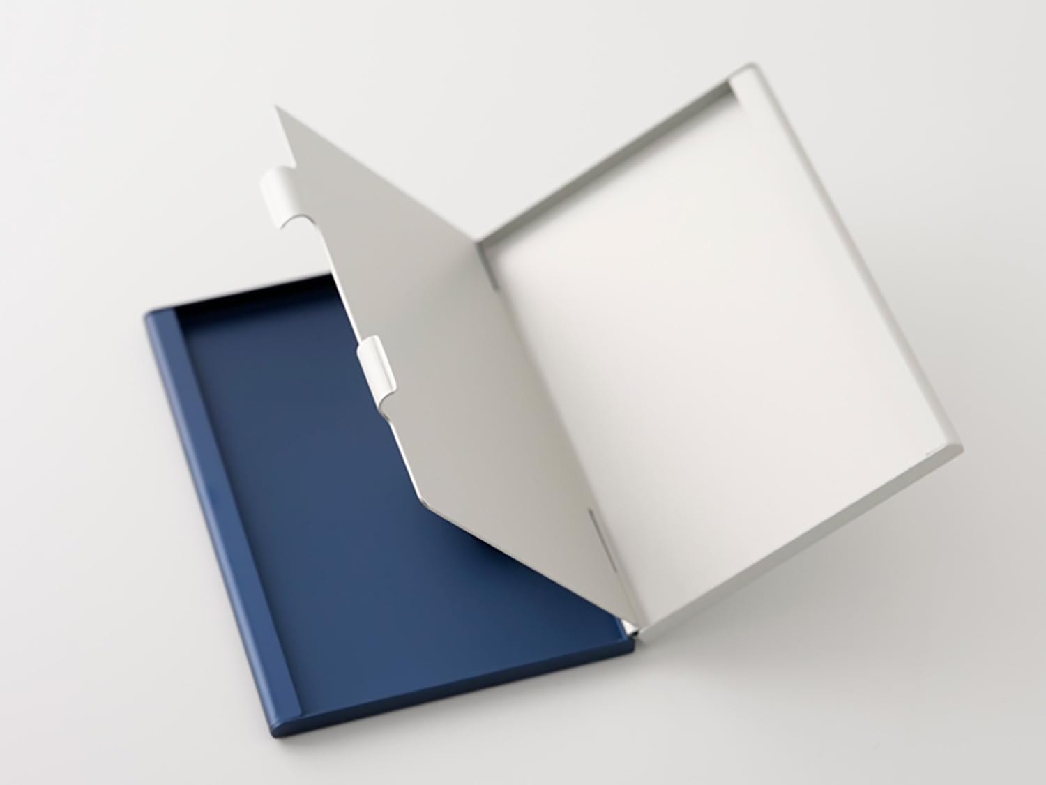 Amazon.co.jp: スリップオン(Slip-On) アルマイトデュアルカードケース