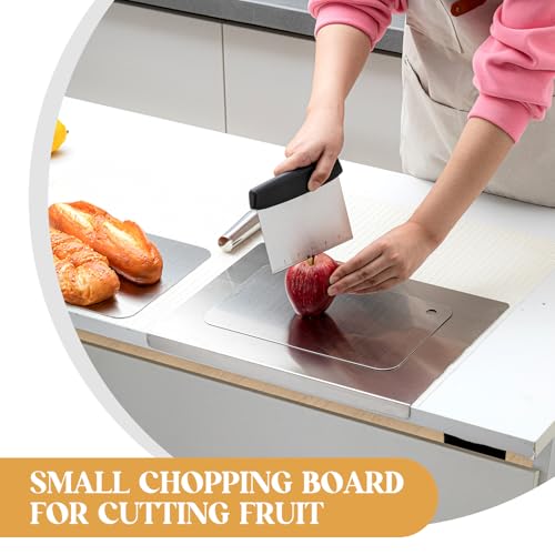 Conjunto de 6 piezas de tablas de cortar de acero inoxidable Patelai con mango integrado y accesorios de cocina miniatura 5