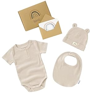Räuberella® Baby Geschenk zur Geburt + Karte und Geschenkverpackung Strampler, Mütze und Lätzchen (Beige)
