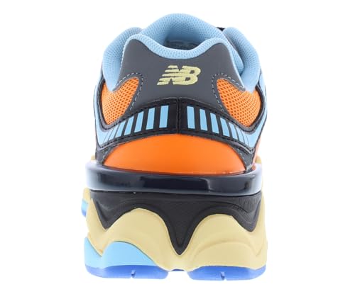 Image of New Balance Women 327 Sneaker
