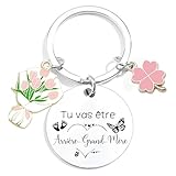 💫De haute qualité：Porte clé voiture en acier inoxydable, poli des deux côtés très lisse ne rayera pas la peau. Le porte cle n’est pas facile à rouiller et à déformer, le lettrage est clair. Porte clef original poids léger et petite taille, convient à la plupart de vos clés, portefeuille. Le porte clé personnalisé est facile à transporter et ne prendra pas de place. Que vous travailiez, jouez, voyagez ou travaillez, le porte clef voiture ne vous empêchera pas.