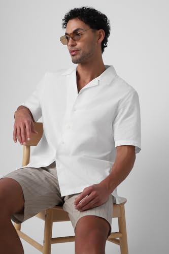 Image of Peter England Men's Casual Half Sleeve Resort Collar Shirt in 100% Cotton Seersucker with Striped Design