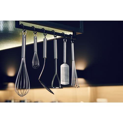 WMF Profi Plus Küchenhelfer Set Edelstahl 7-teilig, Küchenbesteck, Ständer mit 6 Helfern, Schöpflöffel, Schaumlöffel, Wokwender, Wender, Schneebesen, Gemüseschäler, Cromargan Edelstahl, spülmaschinengeeignet