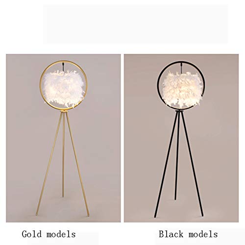 Lámpara de pie elegante de diseño creativo dorado con luz de plumas 2