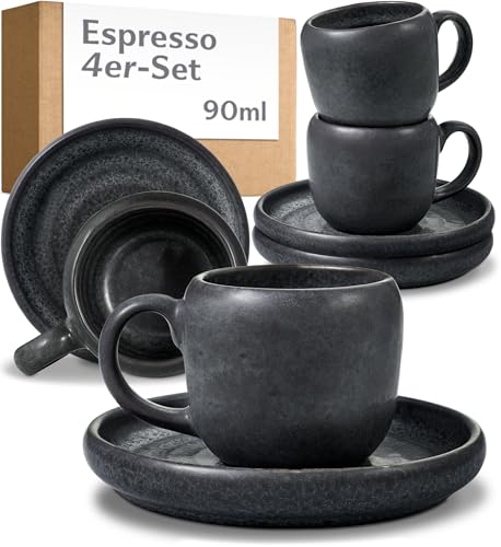 Cosumy 4er Espressotassen Set mit Untertassen Schwarz – 90 ml Keramik Espresso Tassen Set – Hält lange warm dank dickwandigem Steingut – Elegante Kaffeetassen mit handglasierter Oberfläche