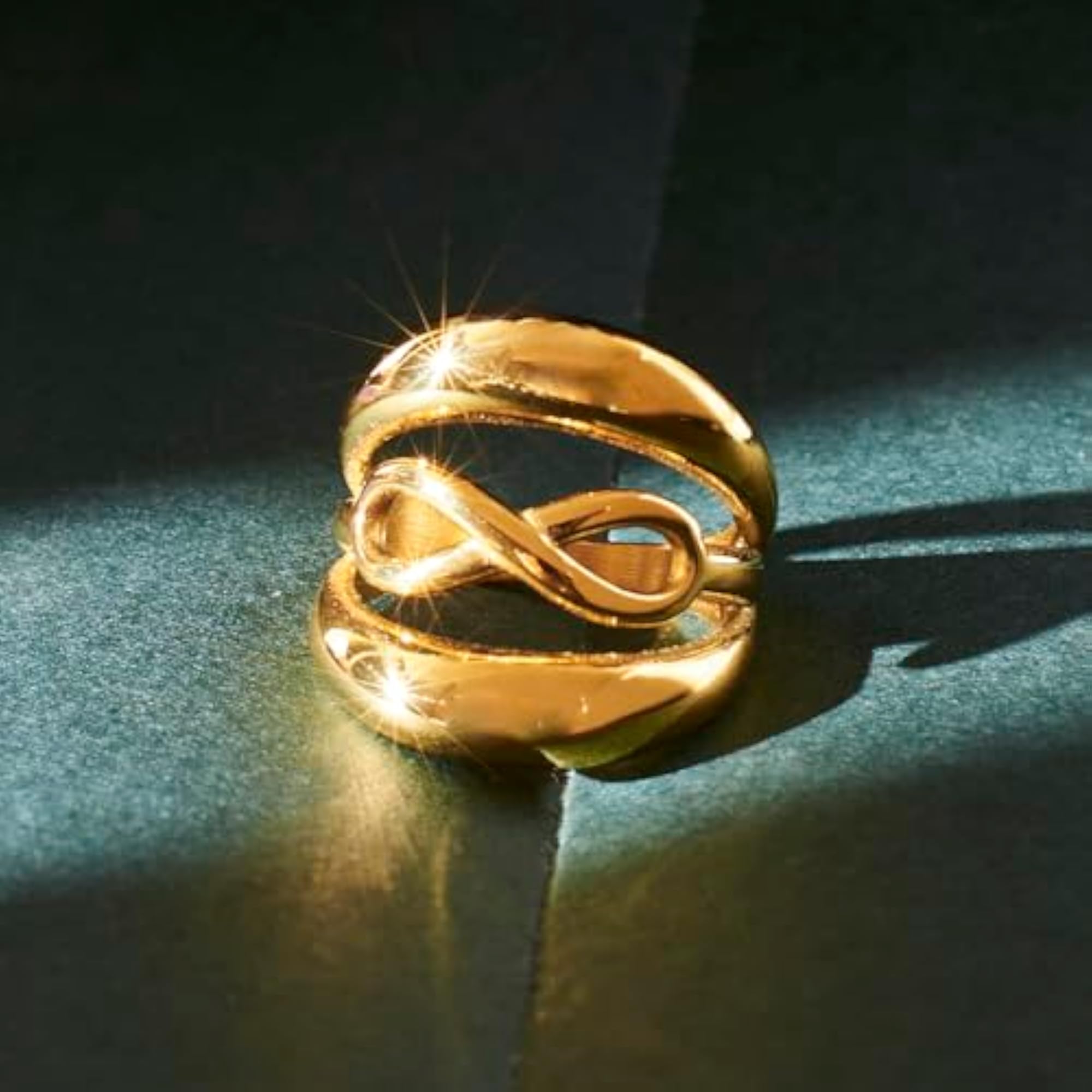 Women's Anti Tarnish Infinite Valor Gold Finger Ring