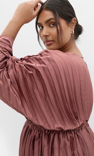 Image of City Chic Women's Plus Size Dress - Chloe Accordion Sleeve Pleat