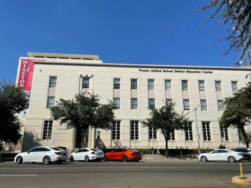 How Fresno Schools Are Helping Students Get Back On Their Feet Podcast Por  arte de portada