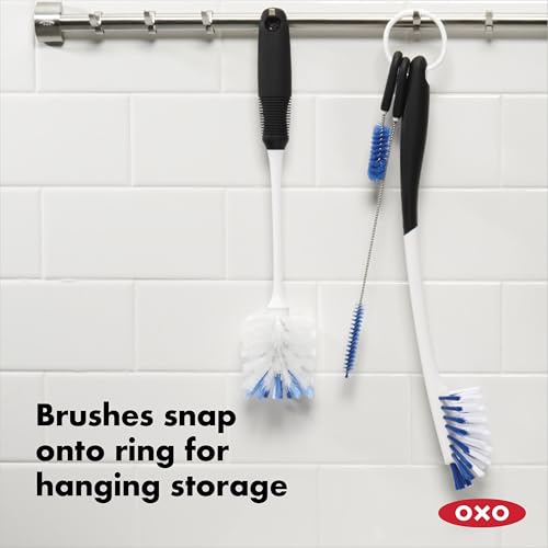 Image of OXO Good Grips Water Bottle Cleaning Set | Brushes for Bottles, Straws and Lids, Nylon Bristles, Storage Ring, Ideal for Cleaning Reusable Bottles