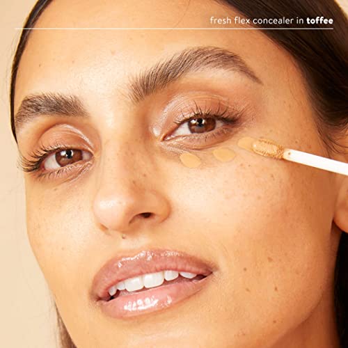 Honest Beauty Fresh Flex Concealer With Niacinamide + Vitamin E + Hyaluronic Acid | Vegan + Cruelty Free | Toffee, 0.17 Fl Oz #TOP4