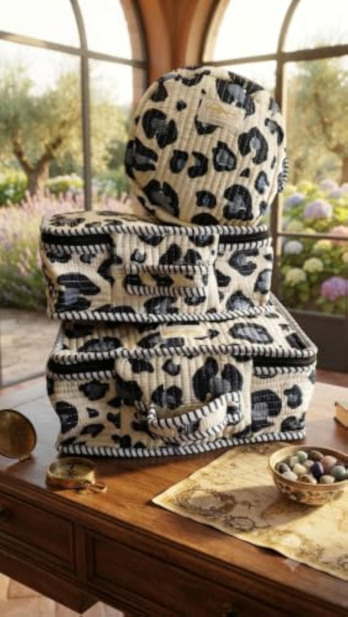 Travel Organizer Packing Cubes Set of 3, Cream Panther