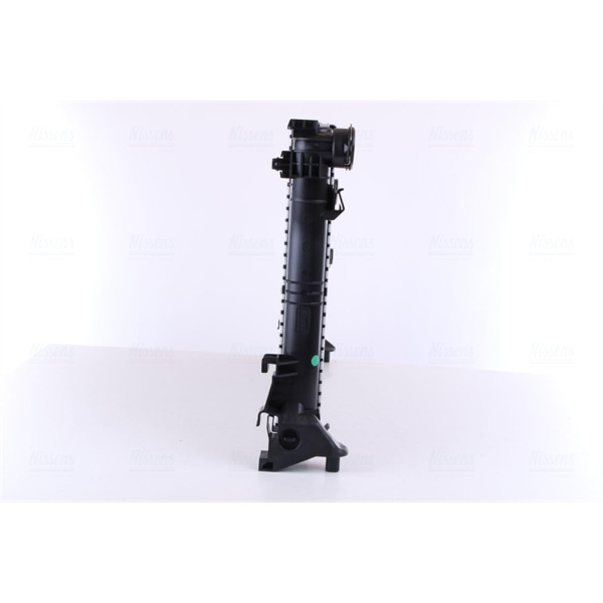 NISSENS Radiatore, Raffreddamento motore 67162 Compatibile con: MERCEDES-BENZ C-CLASS, C-CLASS Coupe, C-CLASS T-Model, CLS, CLS Shooting Brake, E-CLASS, E-CLASS Cabriolet, E-CLASS Coupe