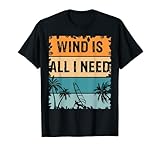 Outfit perfecto para los amantes del windsurf. El complemento perfecto para tu tabla de windsurf, guantes de windsurf y vela de windsurf. Surf con asistencia de viento para ir rápido y windsurf con algo de velocidad en tu vela.