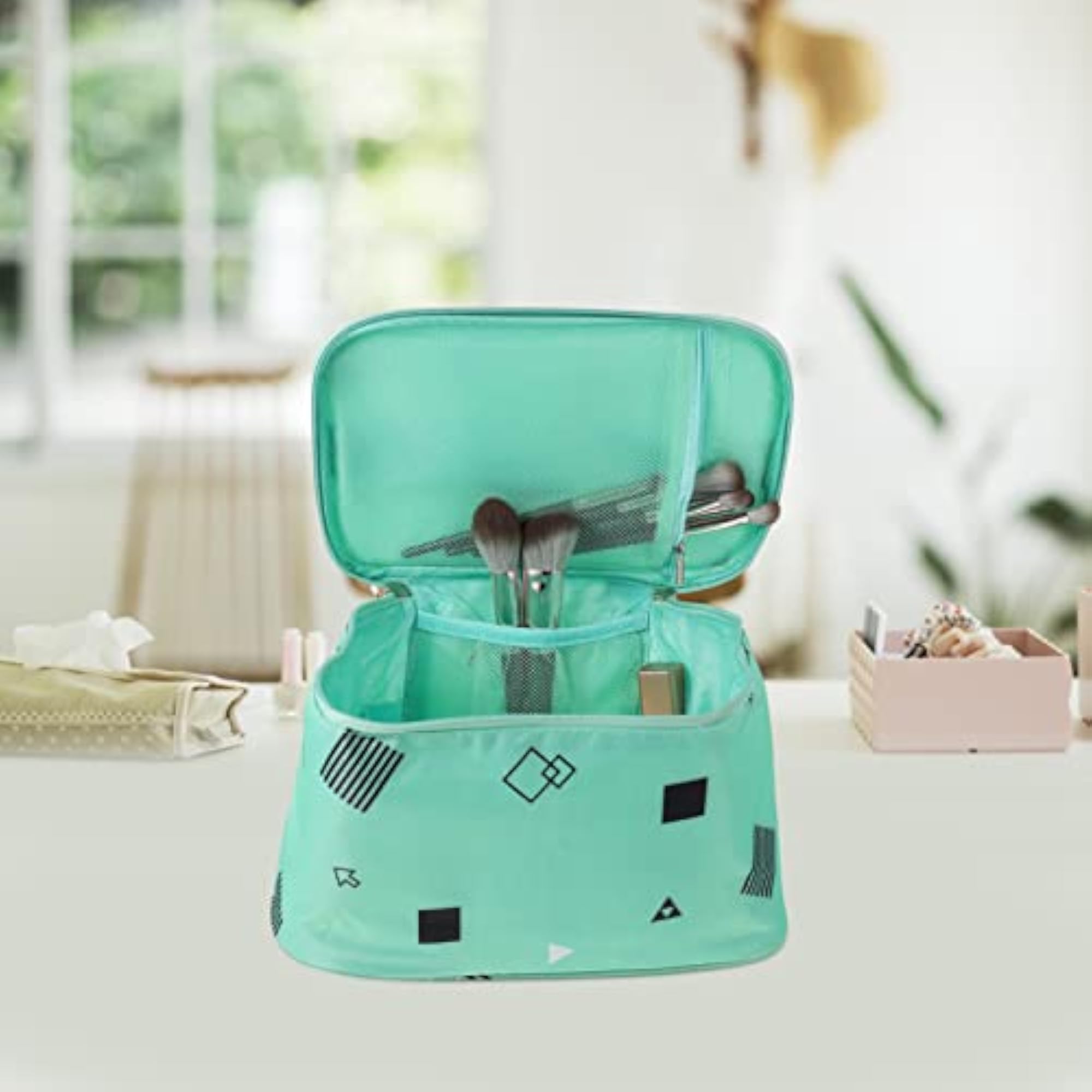 Travel Toiletry Bag, Waterproof Makeup Storage Pouch