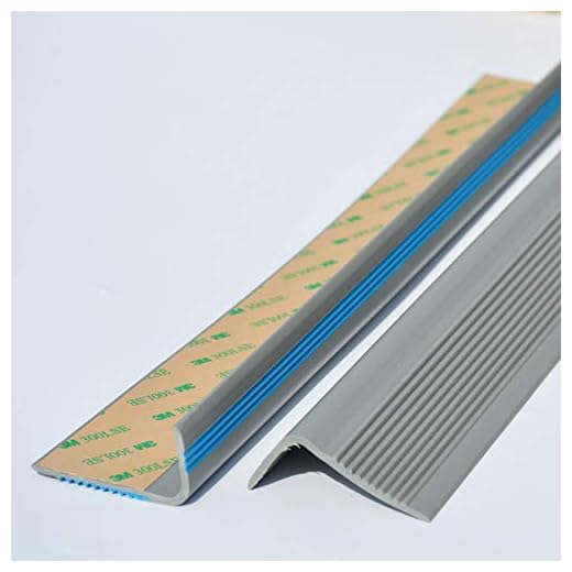 StMiYi Profil d'angle d'escalier,10m Nez de Marche Profil d’Angle PVC autoadhésif 50x25mm antidérapant,Profil de Marche,d'escalier-Protection,Bande de Bordure,Antidérapant * Robuste * Montage Facile
