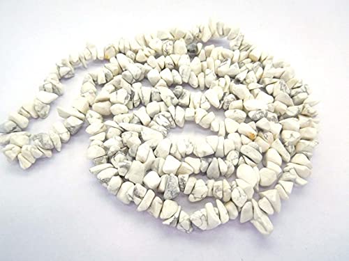 Perles howlite turquoise naturelles en éclats lisses pour création bijoux long fil 86cm