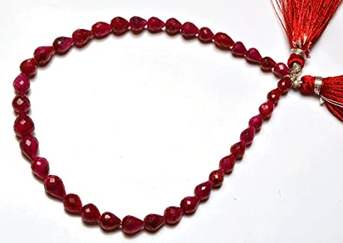 Rubis teinté facetté en briolette goutte 4-8mm pour fil bijou