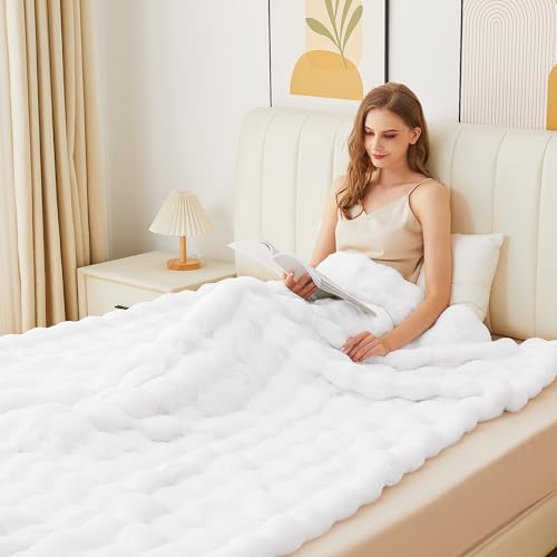 White Furry Blanket King Size Soft Faux Fur Throw Fuzzy Bunny Fur Blanket for Bed Cozy 90x108 Fluffy Blankets King for Bedroom Living Room Home Decor Gifts 1000 GSM
