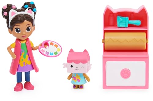 Gabby et la Maison Magique - Gabby's Dollhouse - 2 FIGURINES ET ACCESSOIRES - Gabby, 1 Figurine Chat, Accessoires - Dessin Animé Gabby Et La Maison Magique - Jouet Enfant 3 Ans et + - Modèle Aléatoire