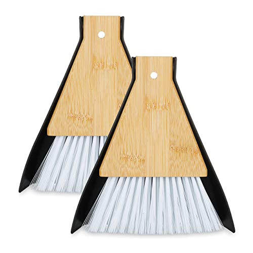 Relaxdays Mini recogedor y Cepillo, Juego de 2, Escoba de Mesa, Equipo de Limpieza, Cocina y Camping, Colgante, Blanco/Negro Set, Quitamigas Escritorio, Barredor de Mano Bambú, 16,5 x 13 x 1,5 cm