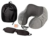 ✔ SET KOMFORTABEL UND OPTIMAL FÜR UNTERWEGS – Das ergonomische N-PIR Reisenackenstützkissen in grau lässt Sie auch unterwegs optimal entspannen. Das Kissen eignet sich optimal für kurze und lange Reisen mit der Bahn, dem Auto oder dem Flugzeug. Unser travelling pillow im Beutel (Säckchen) passt in Ihren Rucksack (backpack) und besteht aus einem weichem und angenehmen Memory-Schaum, wodurch Ihr Nacken und Ihr Hals optimal gestützt werden. Inkl. Schlaf-Maske und Ohrstöpsel!