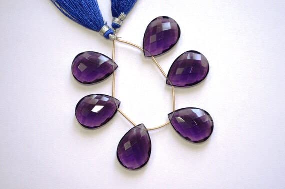Améthyste briolette poire en quartz violet pour donner une âme à vos bijoux