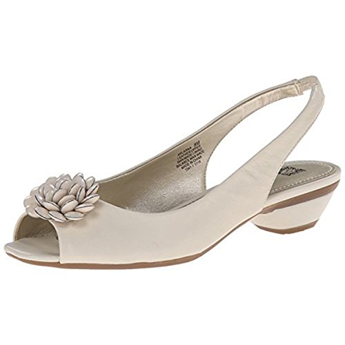 AK Anne Klein Sport Women's Larna Leather Dress Pump