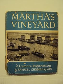 Hardcover Martha's Vineyard: A Camera Impression Book