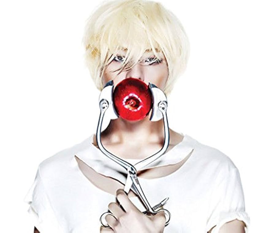 BIGBANG G-DRAGON [HEARTBREAKER] 1st Repackage Album CD+Photobook+