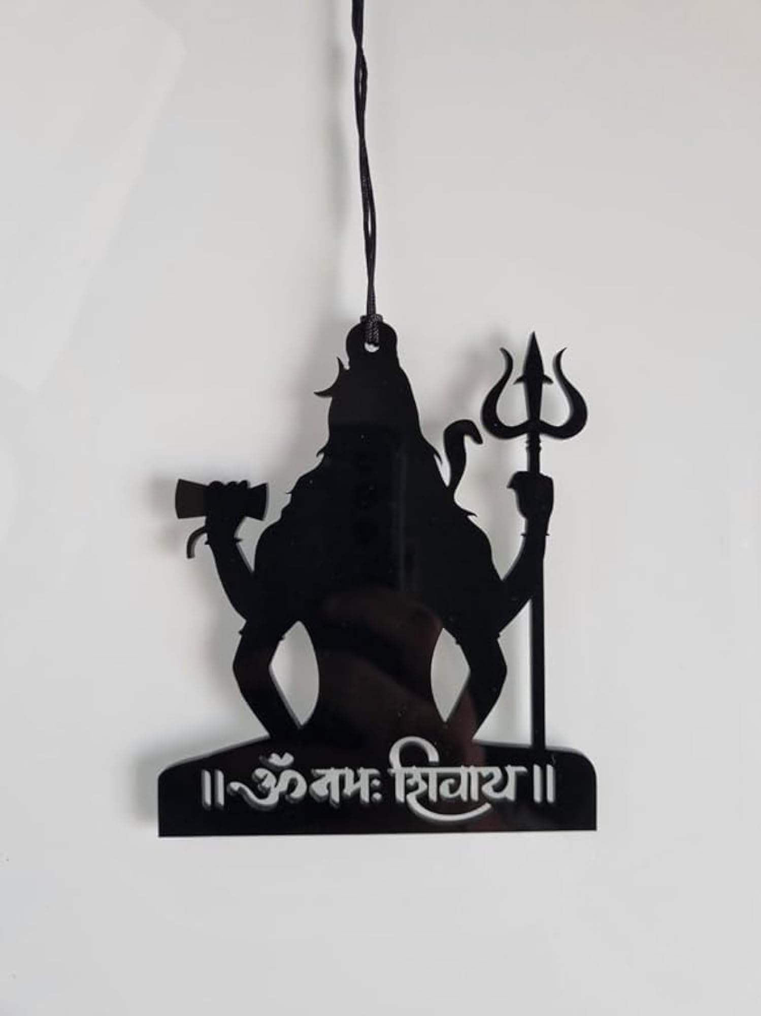 Car Hanging Accessories - Elegant Dream Catcher for Auto Decor